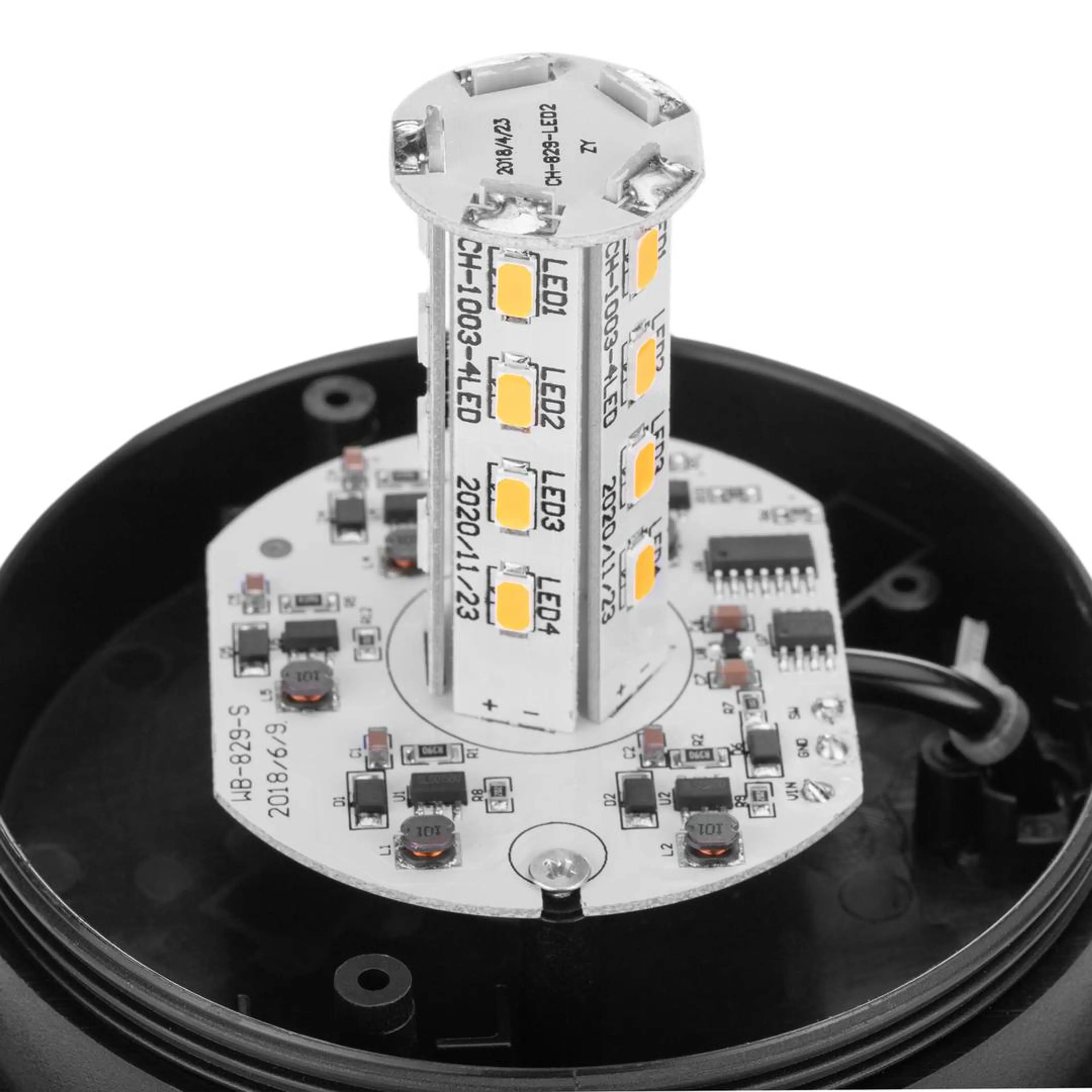 ILUMINACIÓN, COMPARTIMENTO DEL MOTOR