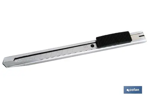 CUTTER METÁLICO INOX 9MM