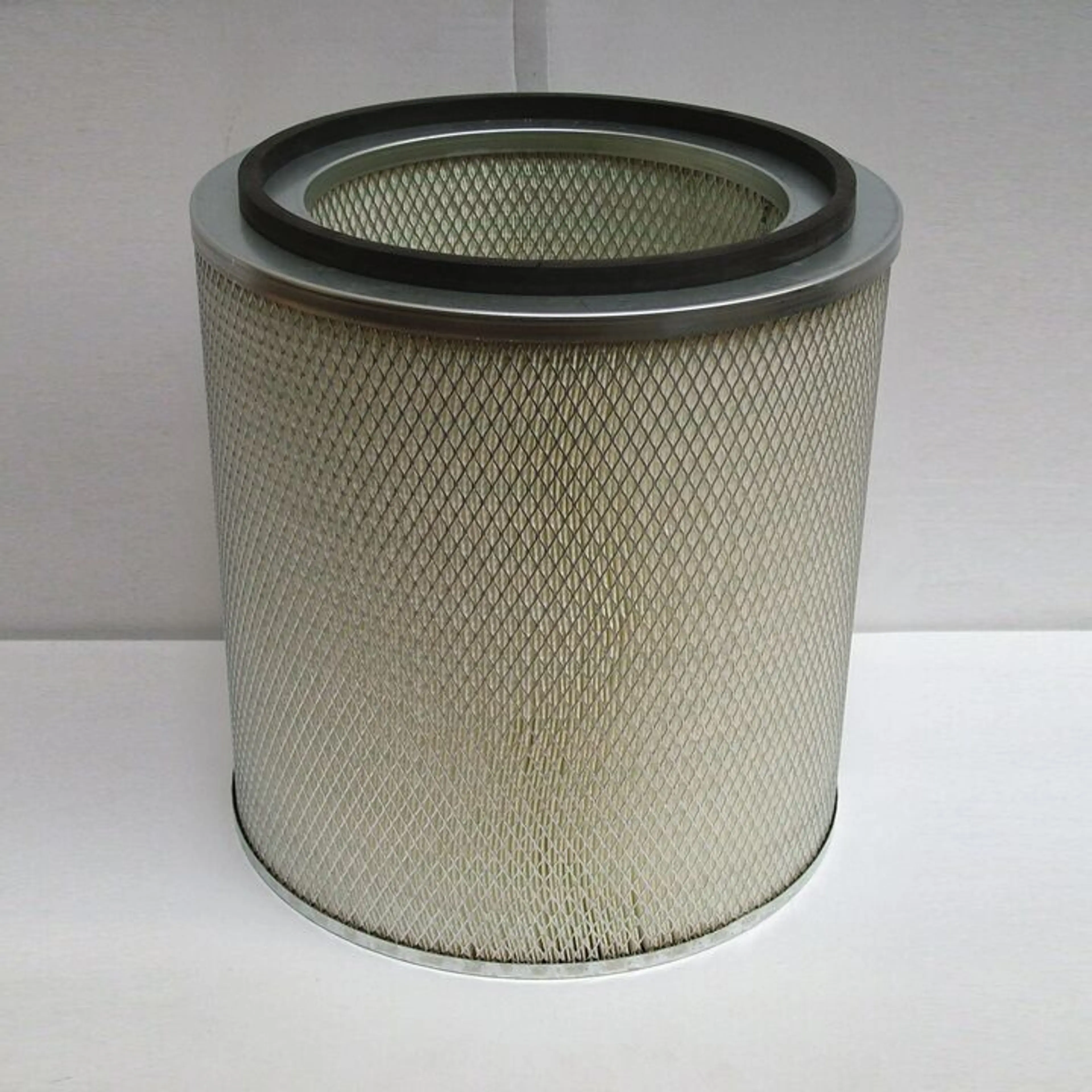 DONALDSON FILTRO AIRE P131404