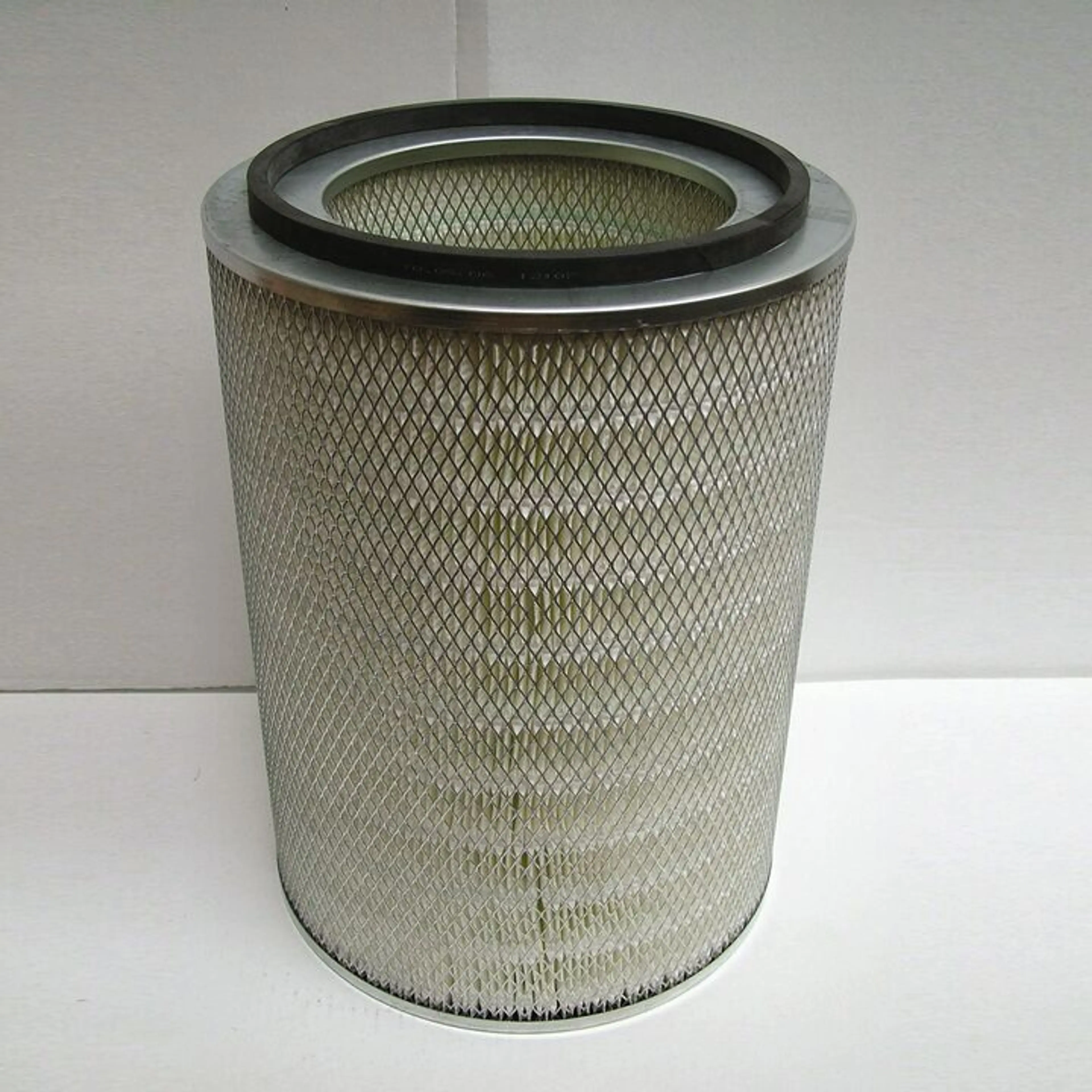 DONALDSON FILTRO AIRE P771523