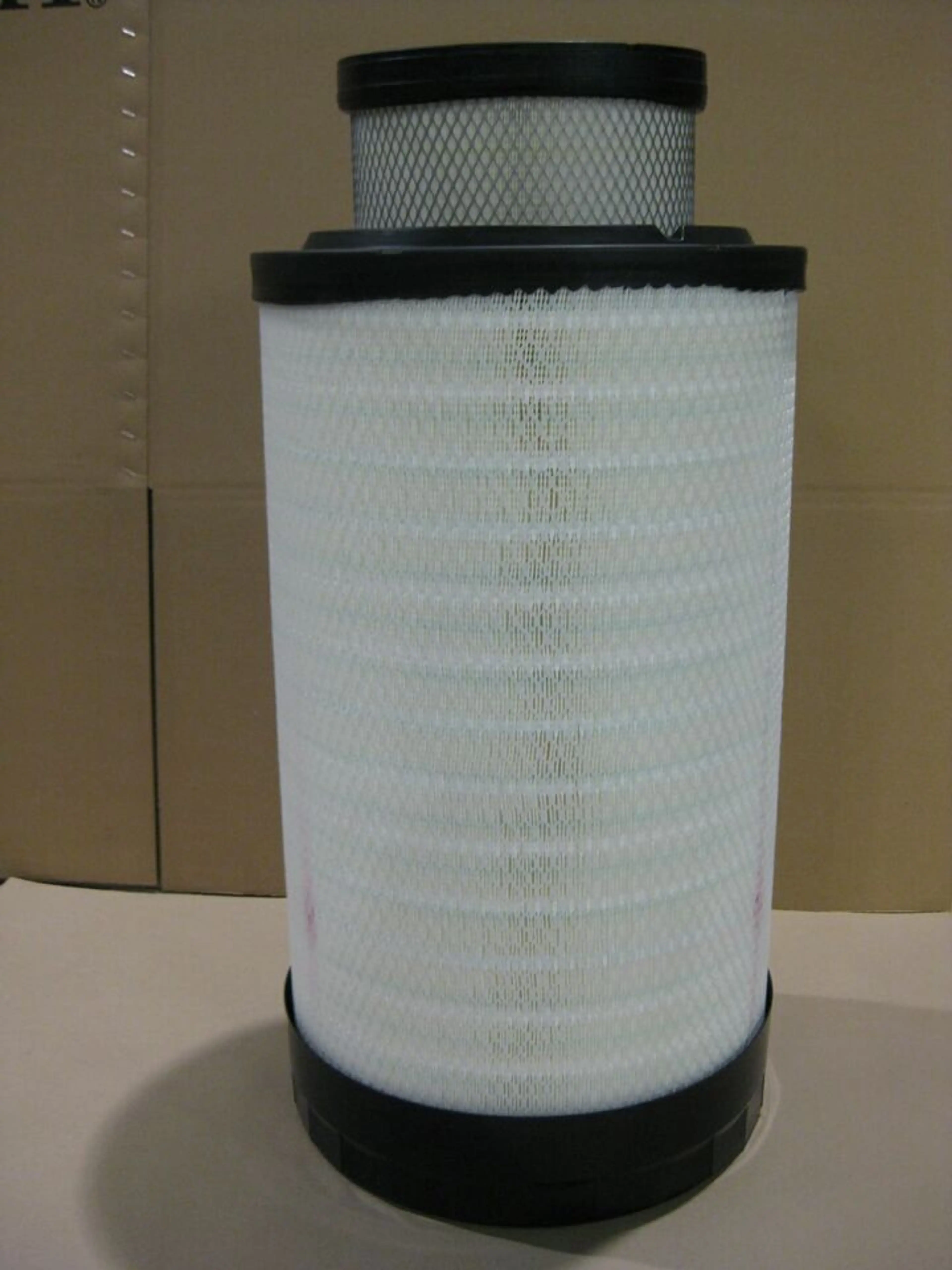 DONALDSON FILTRO AIRE X770688